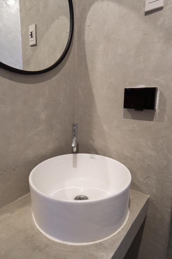 Lo-Ha Guest House, Contactless Check-In Бангкок Экстерьер фото