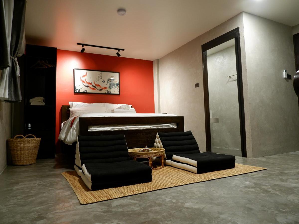 Lo-Ha Guest House, Contactless Check-In Бангкок Экстерьер фото